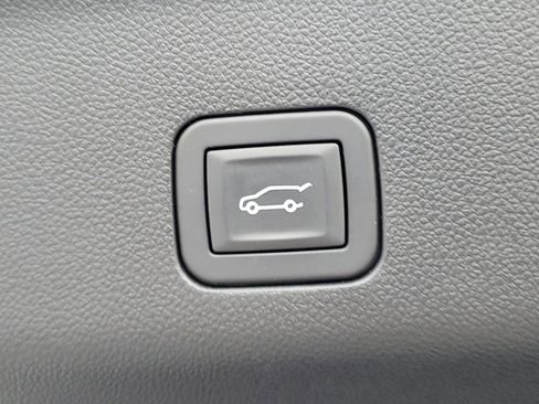 Used 2024 Chevrolet Tahoe RST w/ Luxury Package image 7