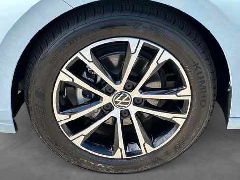 Certified 2026 Volkswagen Jetta Sport FWD image 7