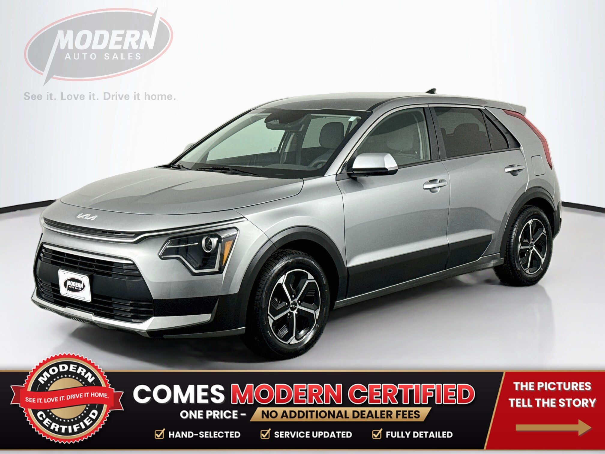 Used 2023 Kia Niro LX FWD image 1