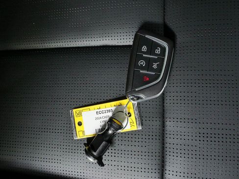 Used 2024 Cadillac Lyriq Sport AWD/4WD image 24