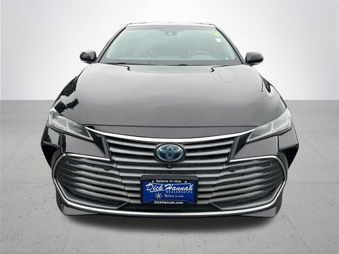 Used 2020 Toyota Avalon Limited w/ Advanced Safety Package FWD image 3