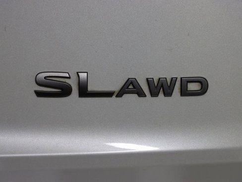 Used 2024 Nissan Rogue SL w/ SL Premium Package image 43