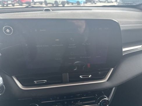 New 2026 Chevrolet Equinox LT AWD/4WD image 16