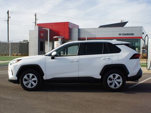 Certified 2025 Toyota RAV4 LE image 10