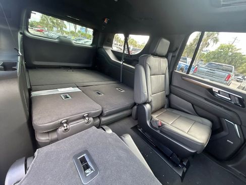 New 2026 Chevrolet Suburban High Country w/ Sun And Tow Package RWD image 21