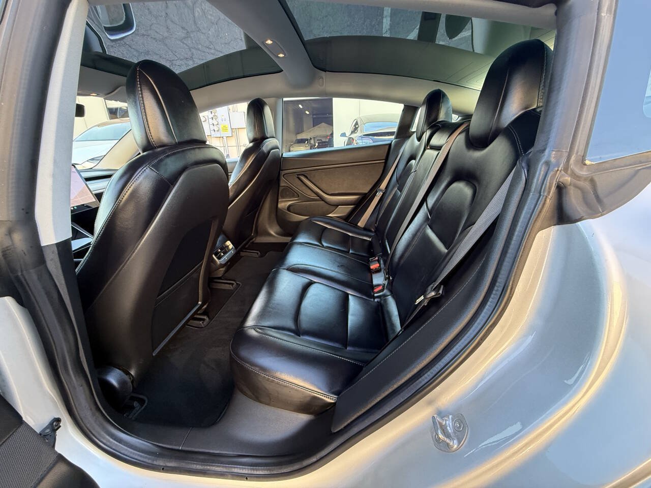 Used 2018 Tesla Model 3 Performance AWD/4WD image 14