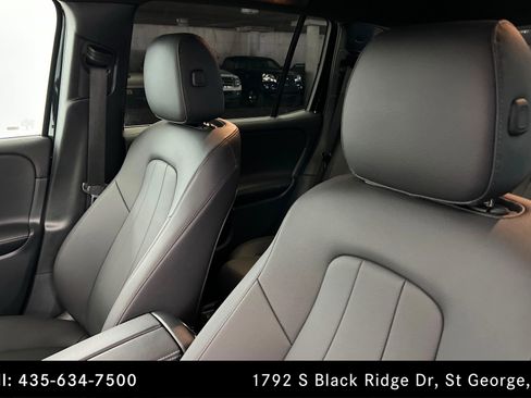 Certified 2026 Mercedes-Benz GLB 250 4MATIC image 16