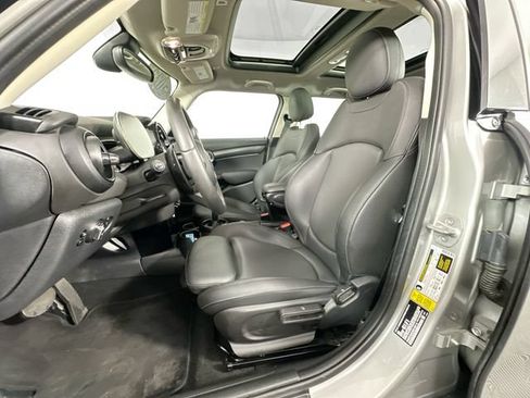 Used 2024 MINI Cooper S FWD image 4