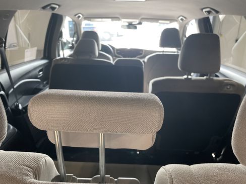 Used 2021 Honda Pilot EX image 23