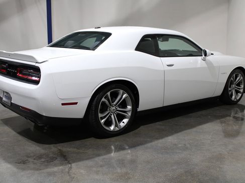 Used 2020 Dodge Challenger R/T image 12