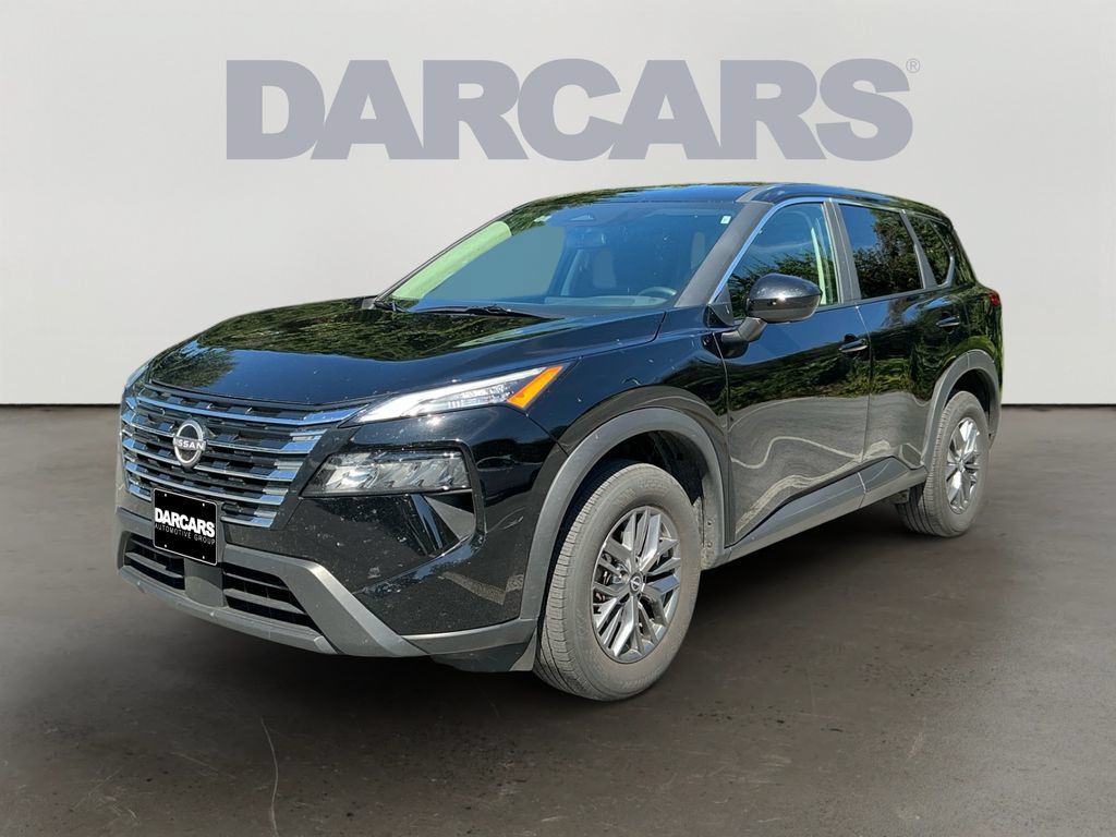 Used 2026 Nissan Rogue SV AWD/4WD image 3