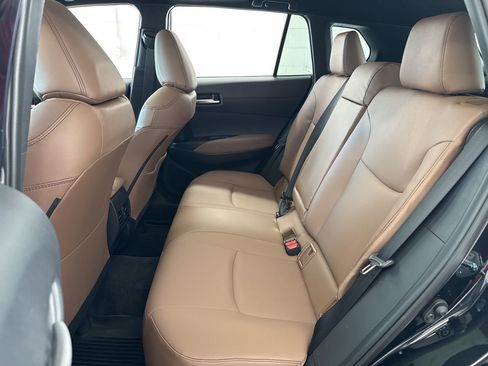 Used 2026 Toyota Corolla Cross XLE image 39