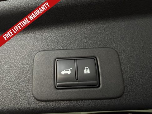 Certified 2025 Nissan Murano SV AWD/4WD image 40