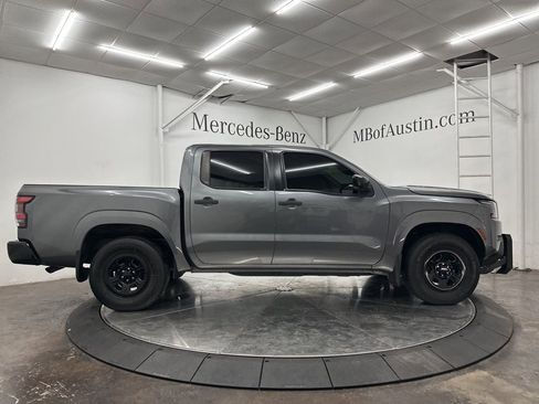 Used 2022 Nissan Frontier S w/ Technology Package RWD image 8