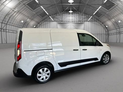 Used 2019 Ford Transit Connect XLT image 4