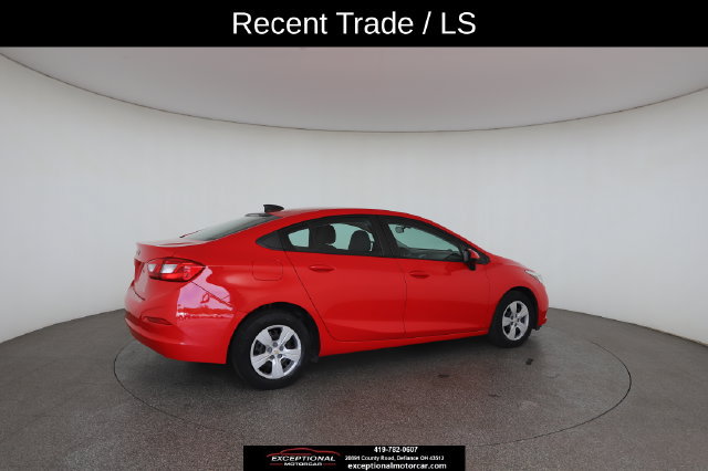 Used 2018 Chevrolet Cruze LS FWD image 20