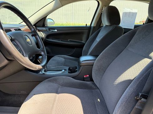 Used 2013 Chevrolet Impala LT FWD image 8