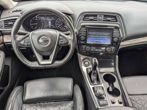 Used 2017 Nissan Maxima Platinum w/ Medallion Package image 26