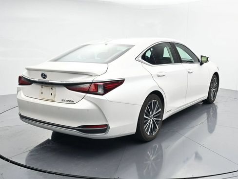 Used 2022 Lexus ES 300h w/ Premium Package FWD image 7