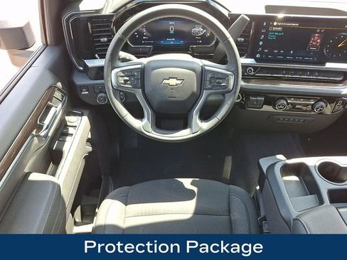 Used 2026 Chevrolet Silverado 2500 LT AWD/4WD image 3
