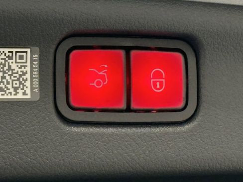 New 2026 Mercedes-Benz C 300 Sedan image 20