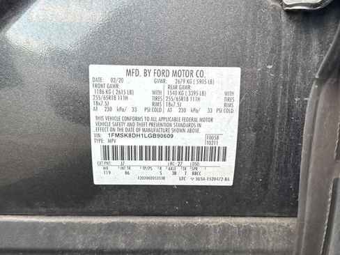Used 2020 Ford Explorer XLT AWD/4WD image 24