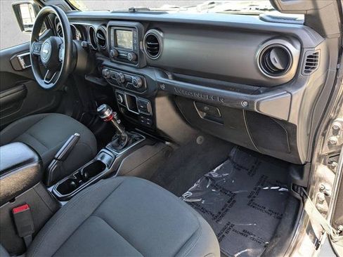 Used 2018 Jeep Wrangler Unlimited Sport AWD/4WD image 21