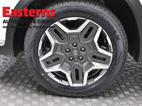 Used 2023 Hyundai Santa Fe Limited image 35