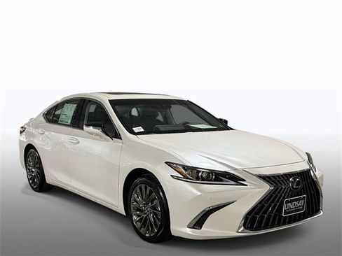 New 2025 Lexus ES 300h w/ Luxury Package image 8