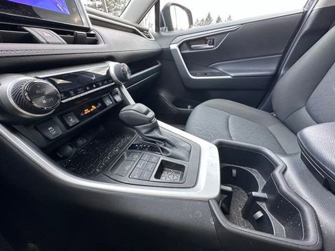Used 2023 Toyota RAV4 XLE w/ Convenience Package AWD/4WD image 16