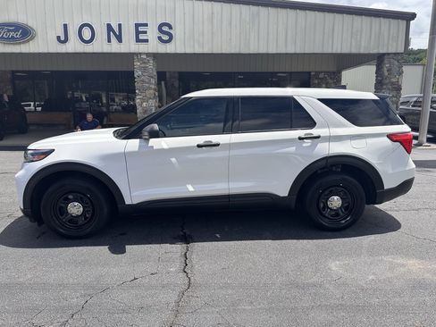 Used 2023 Ford Explorer 4WD Police Interceptor w/ Ultimate Wiring Package image 1