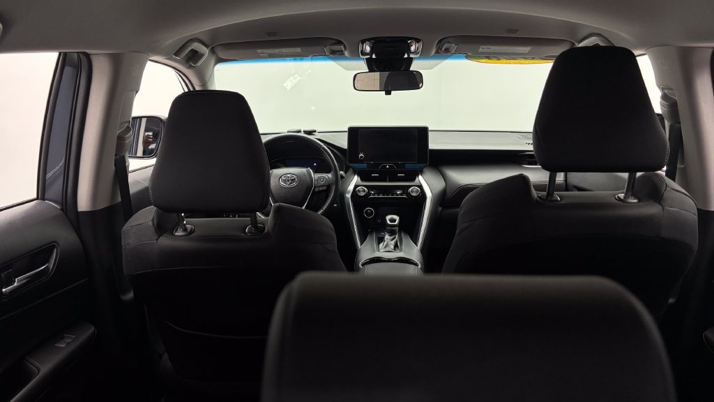 Certified 2023 Toyota Venza LE AWD/4WD image 37