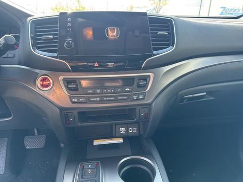 Certified 2022 Honda Pilot Special Edition image 17