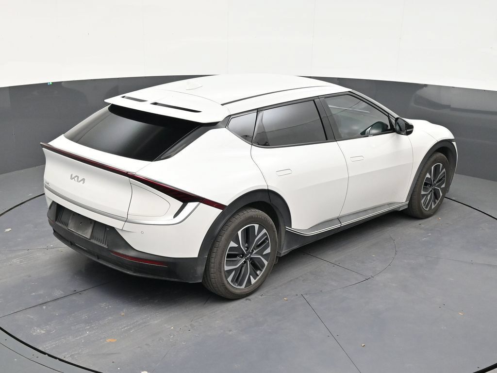 Used 2024 Kia EV6 Light RWD image 16