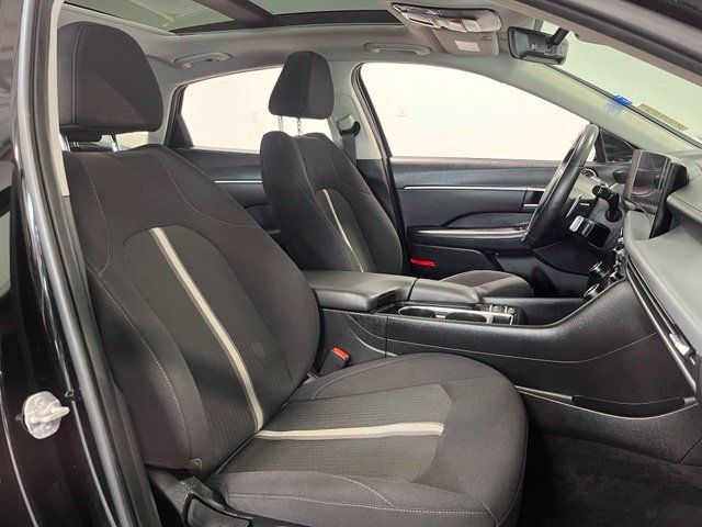 Used 2024 Hyundai Sonata SEL w/ Convenience Package FWD image 10
