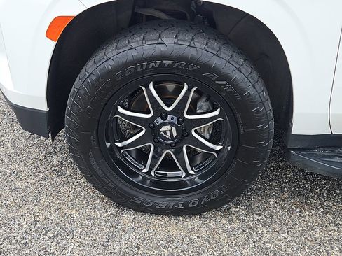 Certified 2022 Chevrolet Tahoe LT AWD/4WD image 7