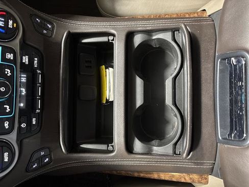 Used 2015 Chevrolet Tahoe LTZ image 11