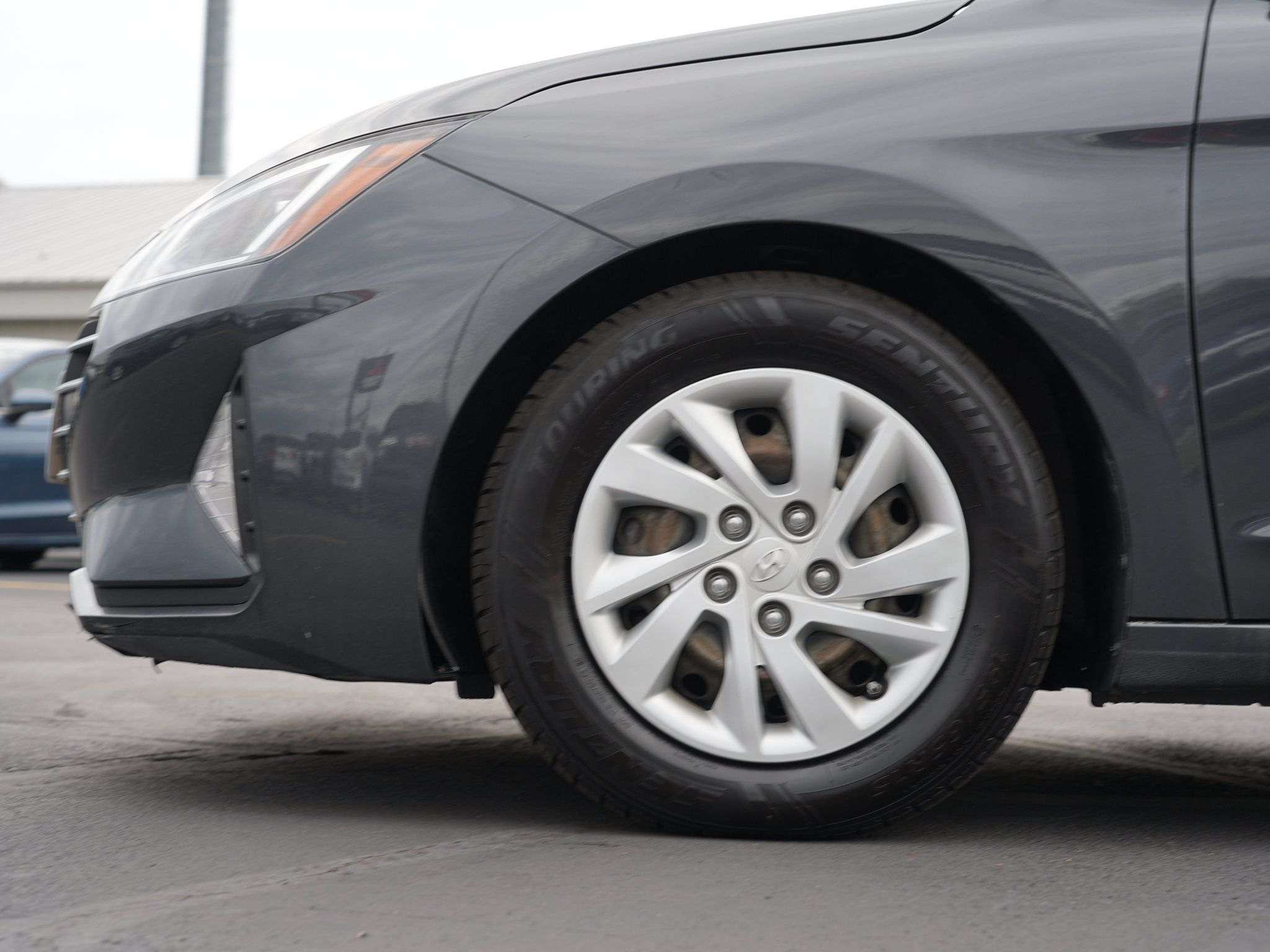 Used 2020 Hyundai Elantra SE FWD image 12