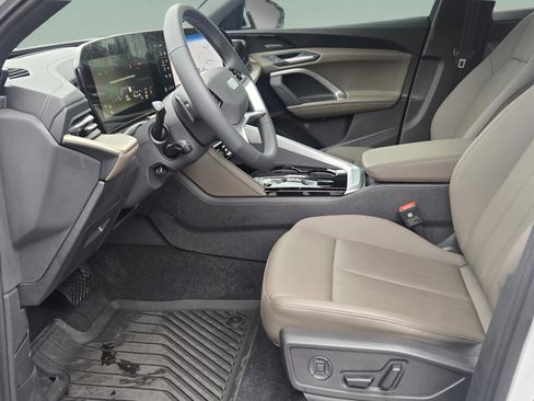 New 2025 Audi Q5 Premium Plus image 14