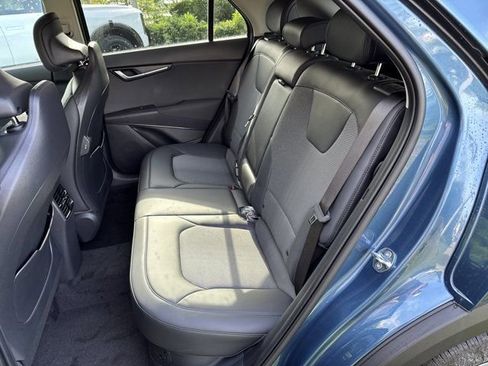 New 2026 Kia Niro EX FWD image 23