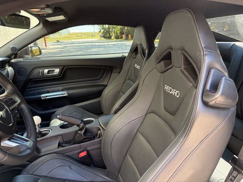 Used 2022 Ford Mustang Mach 1 w/ Mach 1 Handling Package RWD image 12