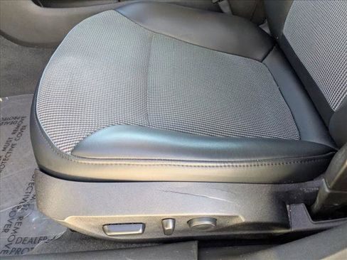 Used 2013 Chevrolet Malibu LT image 11