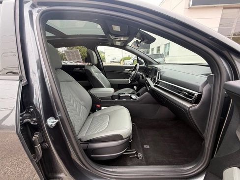 Used 2023 Kia Sportage X-Line w/ X-Line Premium Package AWD/4WD image 11