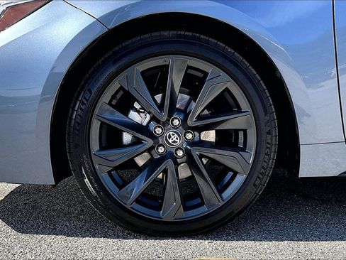 Certified 2025 Toyota Corolla XSE image 34