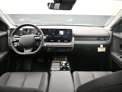 New 2025 Hyundai Ioniq 5 SEL image 12