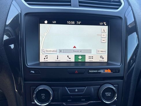 Used 2017 Ford Explorer XLT w/ Equipment Group 202A FWD image 29