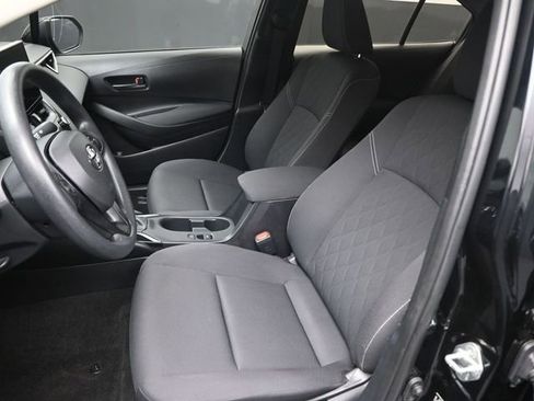 Used 2025 Toyota Corolla LE FWD image 19