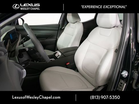 Used 2025 Hyundai Santa Cruz SEL FWD image 18