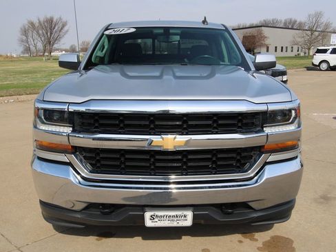 Used 2017 Chevrolet Silverado 1500 LT w/ LT Fleet Plus Package image 2