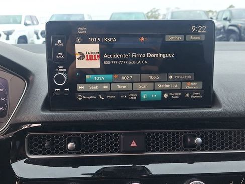 Used 2022 Honda Civic Touring image 12